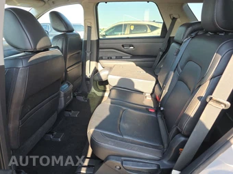 2023 Nissan Pathfinder SL – miniatura 13