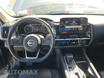 2023 Nissan Pathfinder SL – miniatura 11
