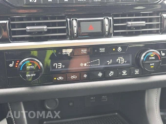 2023 Nissan Pathfinder SL – miniatura 32