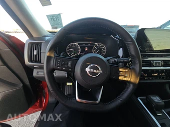 2023 Nissan Pathfinder SL – miniatura 10