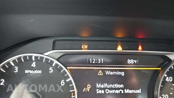 2023 Nissan Pathfinder SL – miniatura 25