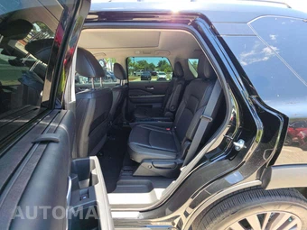 2023 Nissan Pathfinder SL – miniatura 13