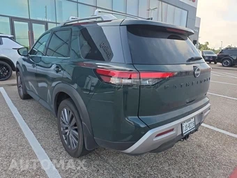 2023 Nissan Pathfinder SL - miniatura 7