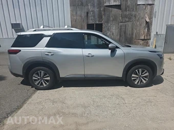 2023 Nissan Pathfinder SL - miniatura 4