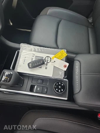 2023 Nissan Pathfinder SL – miniatura 22