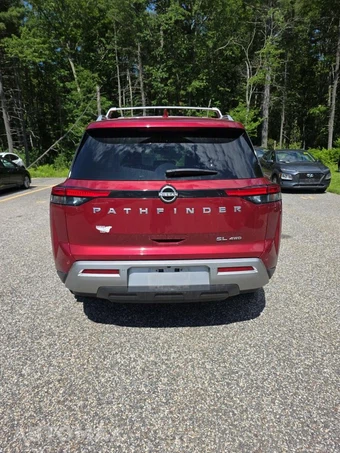 2023 Nissan Pathfinder SL - miniatura 6