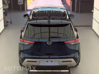2023 Nissan Pathfinder SL – miniatura 5