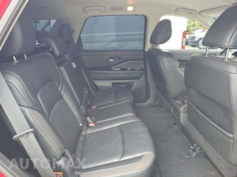 2023 Nissan Pathfinder SL – miniatura 17