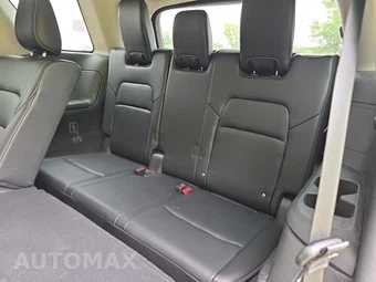 2023 Nissan Pathfinder SL – miniatura 15