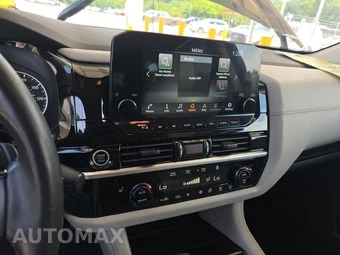 2023 Nissan Pathfinder SL – miniatura 11