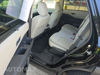 2023 Nissan Pathfinder SL – miniatura 13
