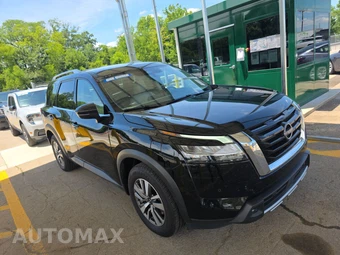2023 Nissan Pathfinder SL – miniatura 3