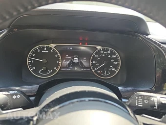 2023 Nissan Pathfinder SL – miniatura 13