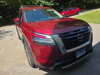 2023 Nissan Pathfinder SL – miniatura 3