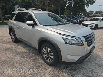 2023 Nissan Pathfinder SL – miniatura 3