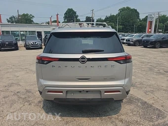 2023 Nissan Pathfinder SL – miniatura 6