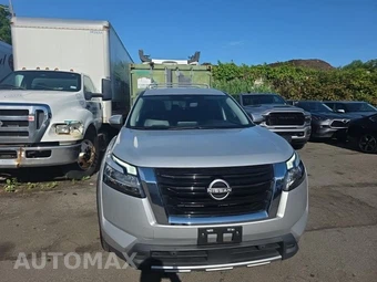 2023 Nissan Pathfinder SL – miniatura 2