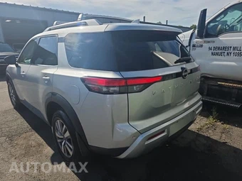 2023 Nissan Pathfinder SL – miniatura 6