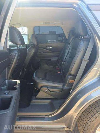2023 Nissan Pathfinder SL – miniatura 14