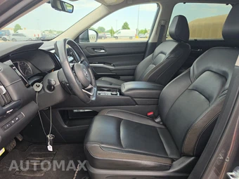 2023 Nissan Pathfinder SL – miniatura 7