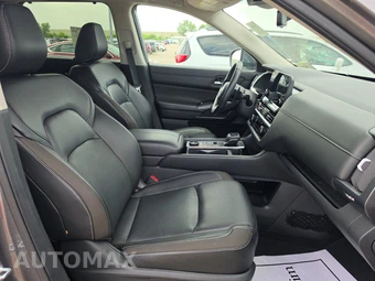 2023 Nissan Pathfinder SL – miniatura 8