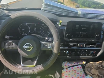 2023 Nissan Pathfinder SL - miniatura 12