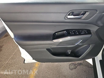 2023 Nissan Pathfinder SL – miniatura 9