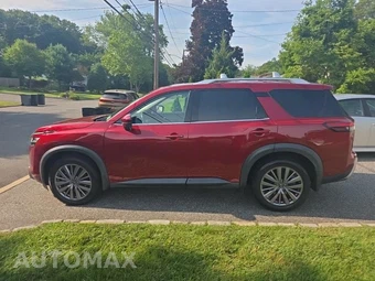 2023 Nissan Pathfinder SL - miniatura 8