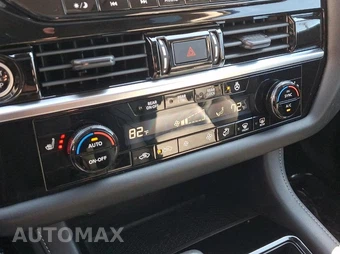 2023 Nissan Pathfinder SL - miniatura 8