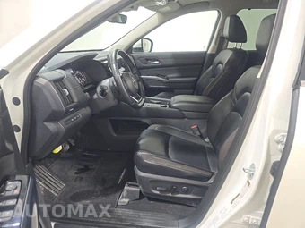 2023 Nissan Pathfinder SL – miniatura 7