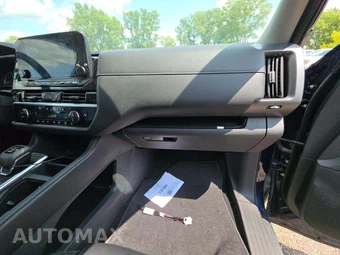 2023 Nissan Pathfinder SL – miniatura 17