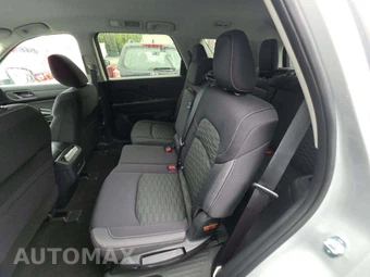 2023 Nissan Pathfinder SV – miniatura 13