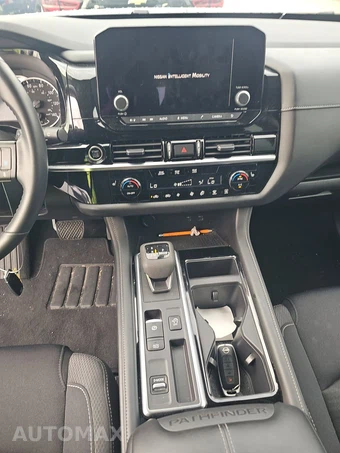 2023 Nissan Pathfinder SV – miniatura 11