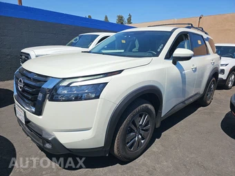 2023 Nissan Pathfinder SV