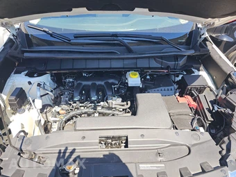 2023 Nissan Pathfinder SV – miniatura 17