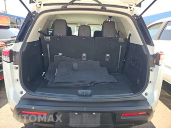 2023 Nissan Pathfinder SV – miniatura 18