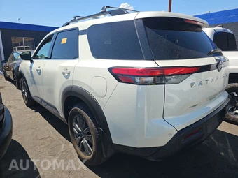 2023 Nissan Pathfinder SV – miniatura 6