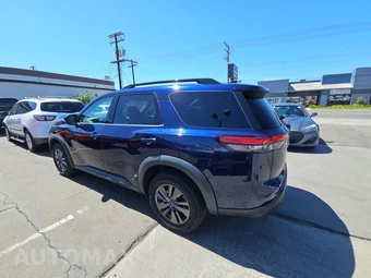 2023 Nissan Pathfinder SV – miniatura 6