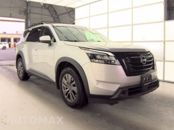 2023 Nissan Pathfinder SV - miniatura 3