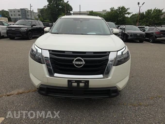 2023 Nissan Pathfinder SV – miniatura 2