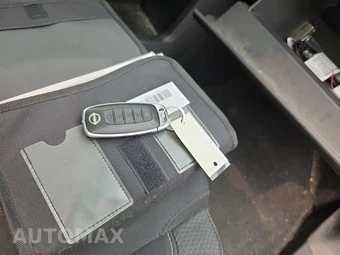 2023 Nissan Pathfinder SV – miniatura 26