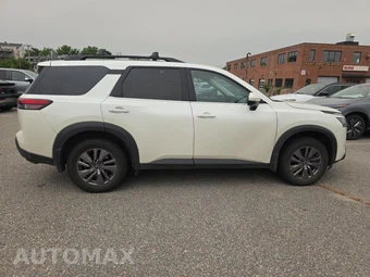 2023 Nissan Pathfinder SV – miniatura 4