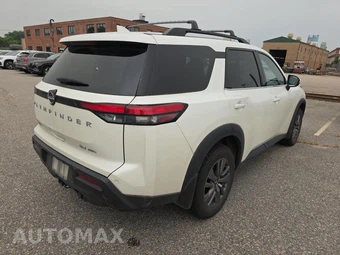 2023 Nissan Pathfinder SV – miniatura 5