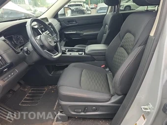 2023 Nissan Pathfinder SV – miniatura 11