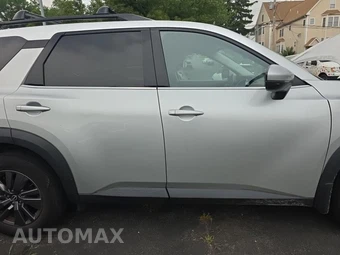 2023 Nissan Pathfinder SV – miniatura 4