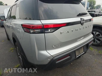 2023 Nissan Pathfinder SV – miniatura 7