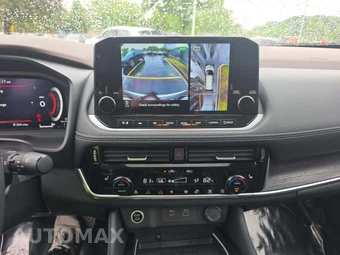 2023 Nissan Rogue Platinum – miniatura 10