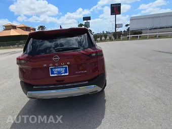2023 Nissan Rogue Platinum - miniatura 4