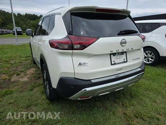 2023 Nissan Rogue Platinum – miniatura 2