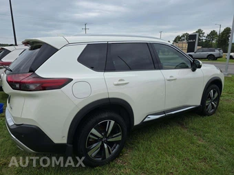 2023 Nissan Rogue Platinum – miniatura 4
